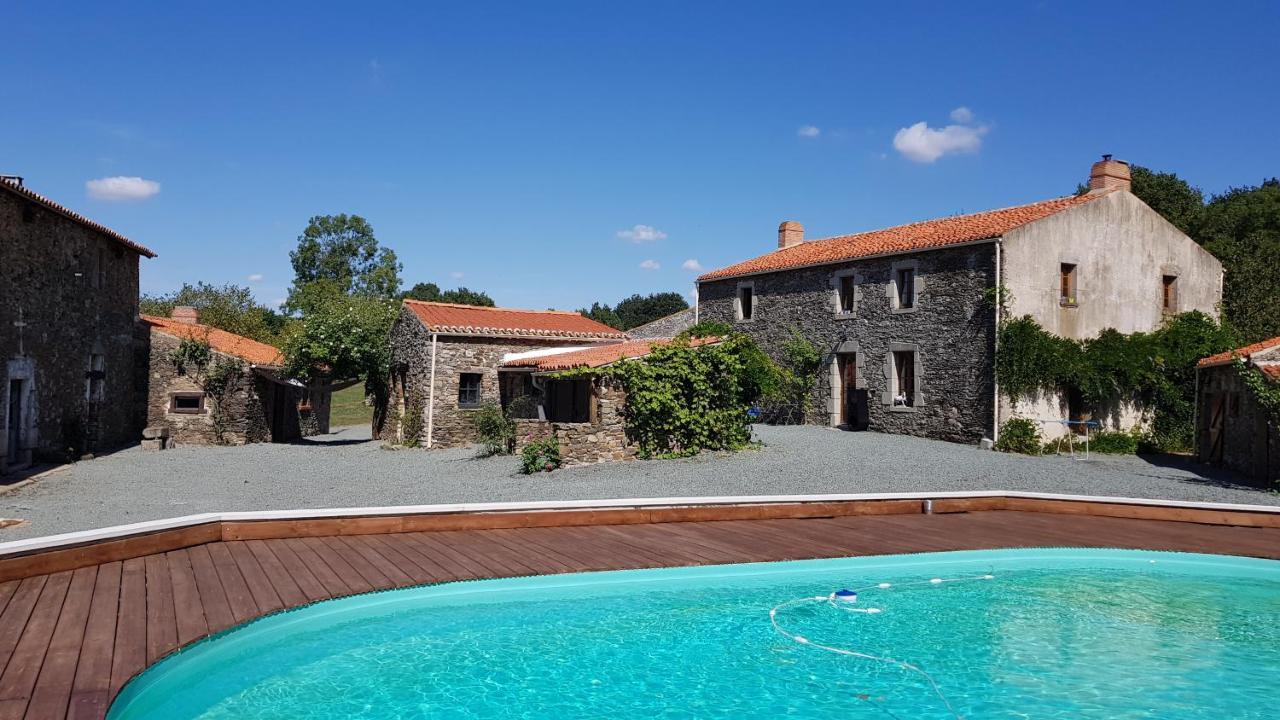 Le Nichoir Hotell Les Essarts  Exteriör bild